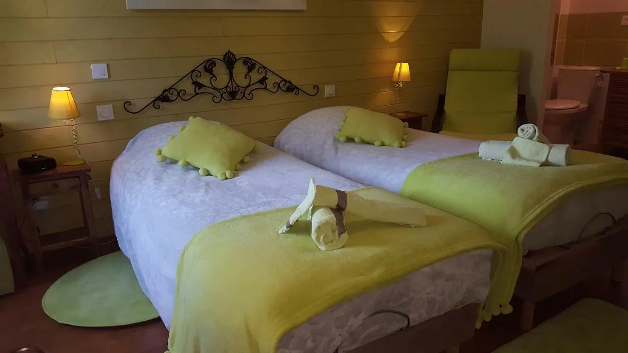 Holiday home Gite 5 Etoiles 6 Pers 113M2 Vue De Reve Piscine Rien Que Pour Vous ! Brion  France