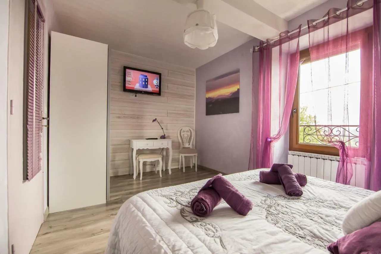 Gite 5 Etoiles 6 Pers 113M2 Vue De Reve Piscine Rien Que Pour Vous ! Brion  Holiday home